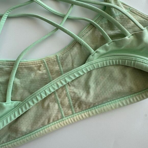 ✨$5/$25 Lululemon Free To Be Bra Wild Size 4 Small - Picture 6 of 7